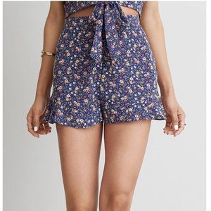 American eagle floral shorts